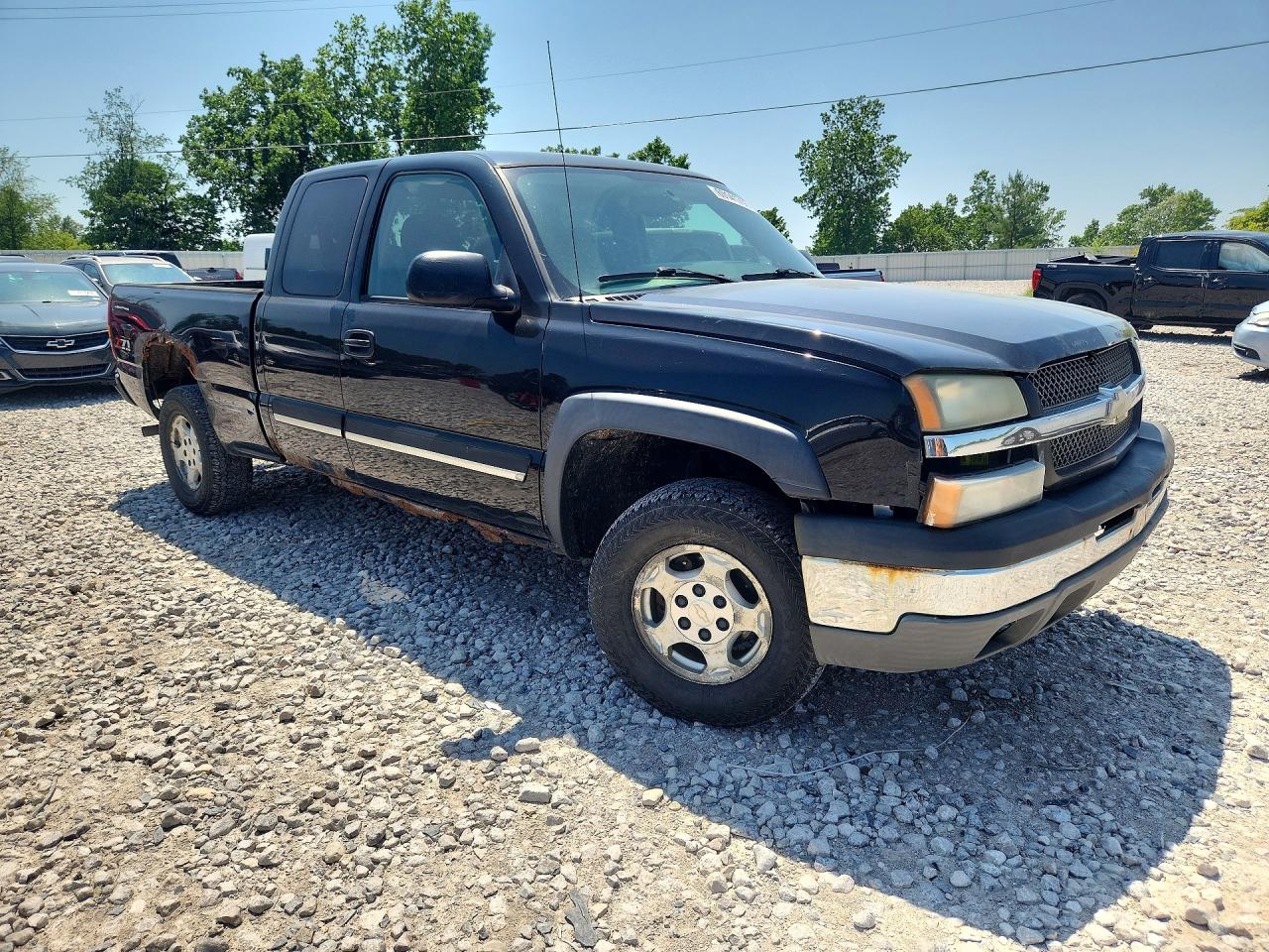 2004 Chevrolet Silverado K1500 Black vin: 1GCEK19T14E135449