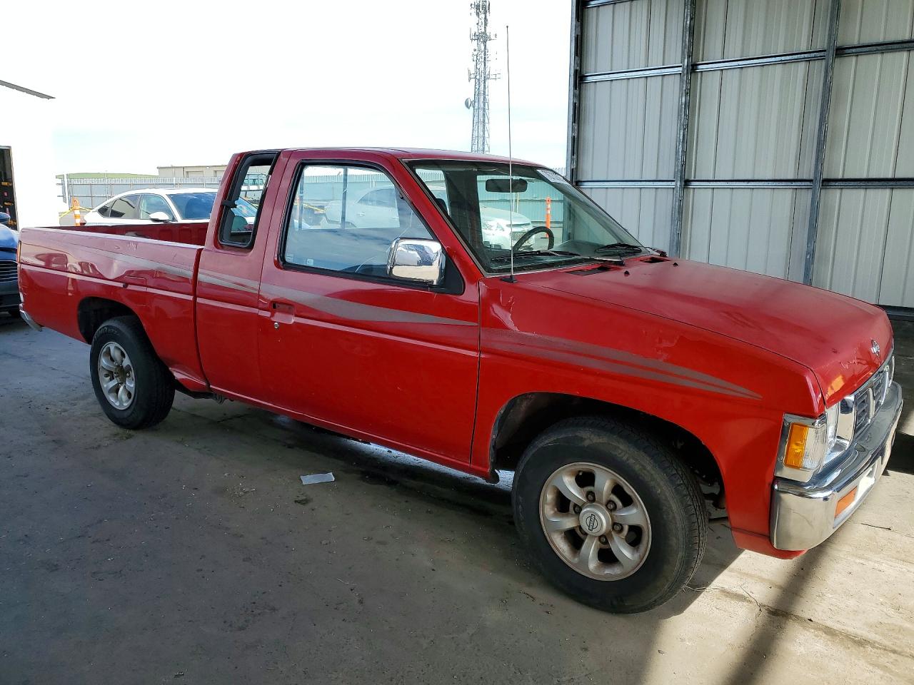 1997 Niss Truck Xe Red vin: 1N6SD16S4VC315348
