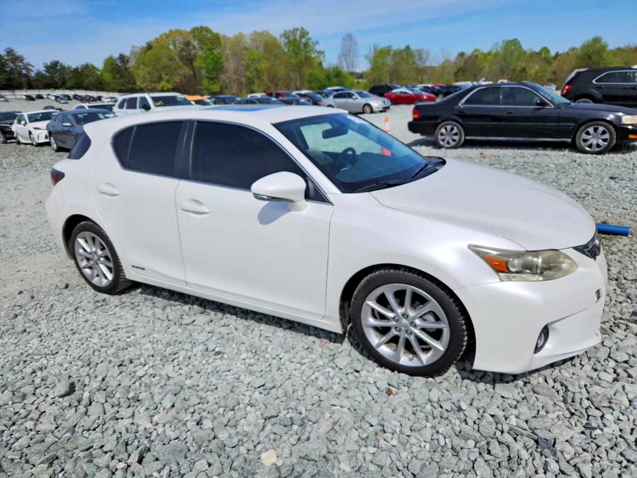 2012 Lexus Ct 200h Premium White vin: JTHKD5BH3C2120962