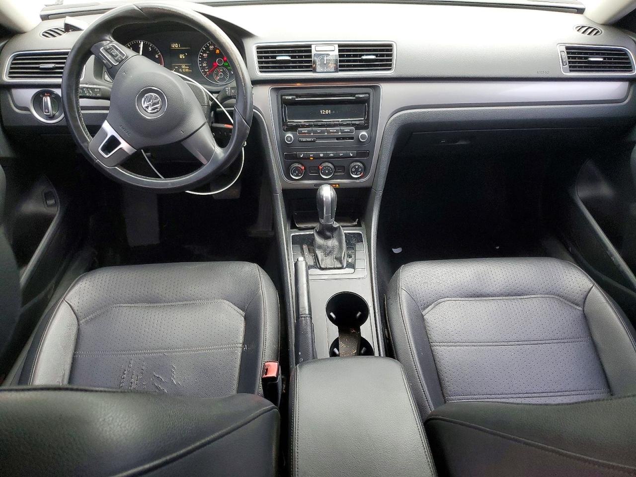 2015 Volkswagen Passat S Black vin: 1VWAT7A33FC050988