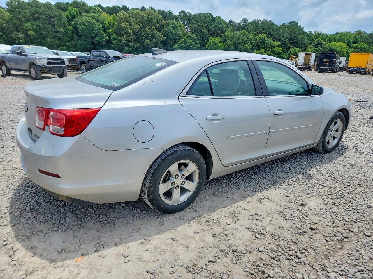 2015 Chevrolet Malibu Ls Silver vin: 1G11B5SLXFF308312