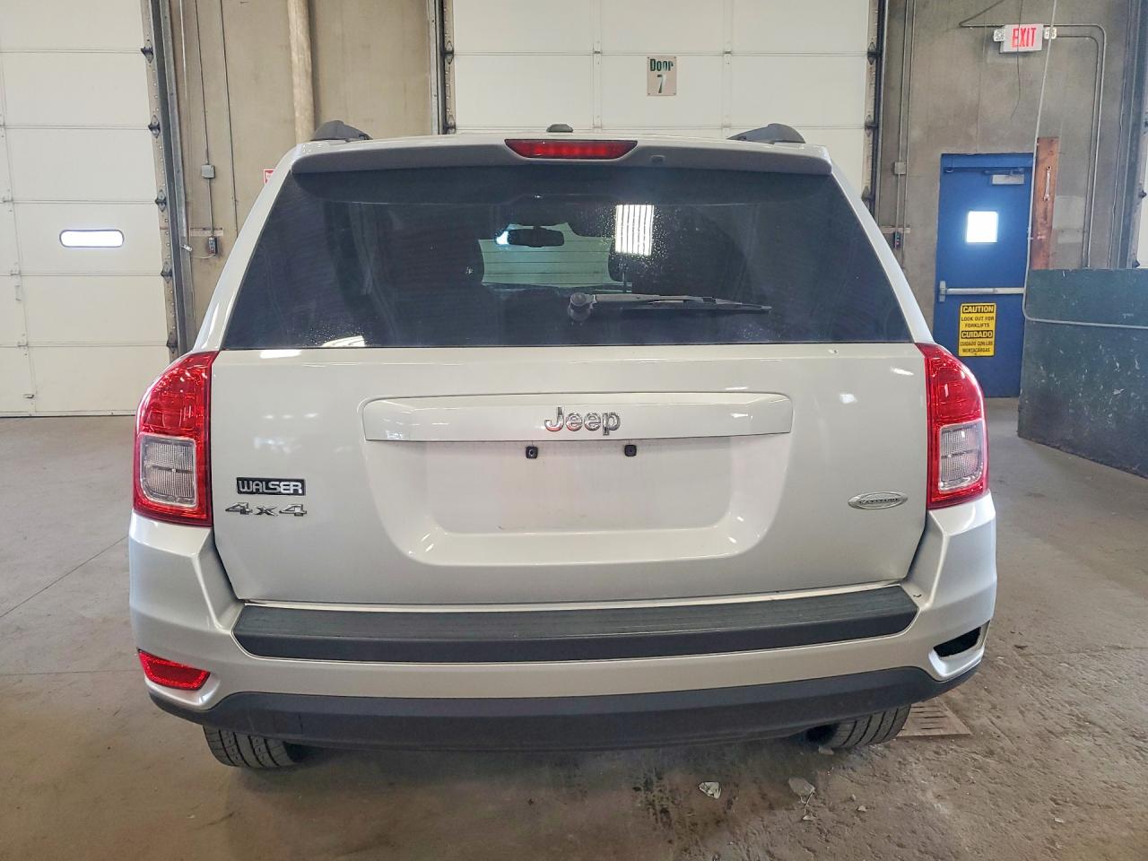2012 Jeep Compass Latitude Silver vin: 1C4NJDEB2CD572558