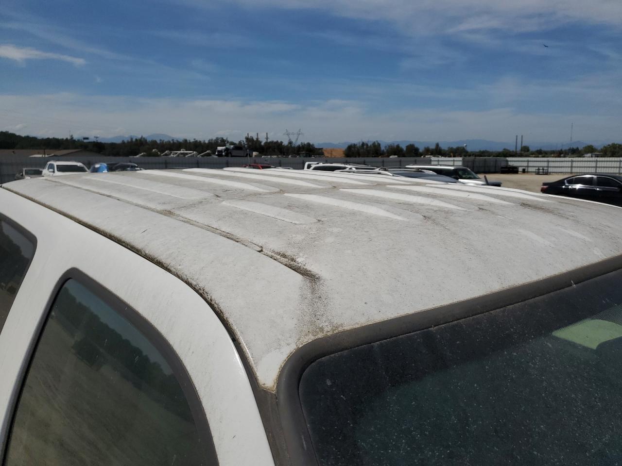 2004 Ford F250 Super Duty White vin: 1FTNW21P84EC11306 Damage: Roof, Multiple Scratches Light, 10 Or More