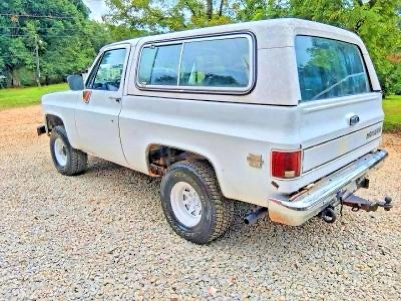 1983 Chevrolet Blazer K10 Белый vin: 1G8EK18L4DF113581