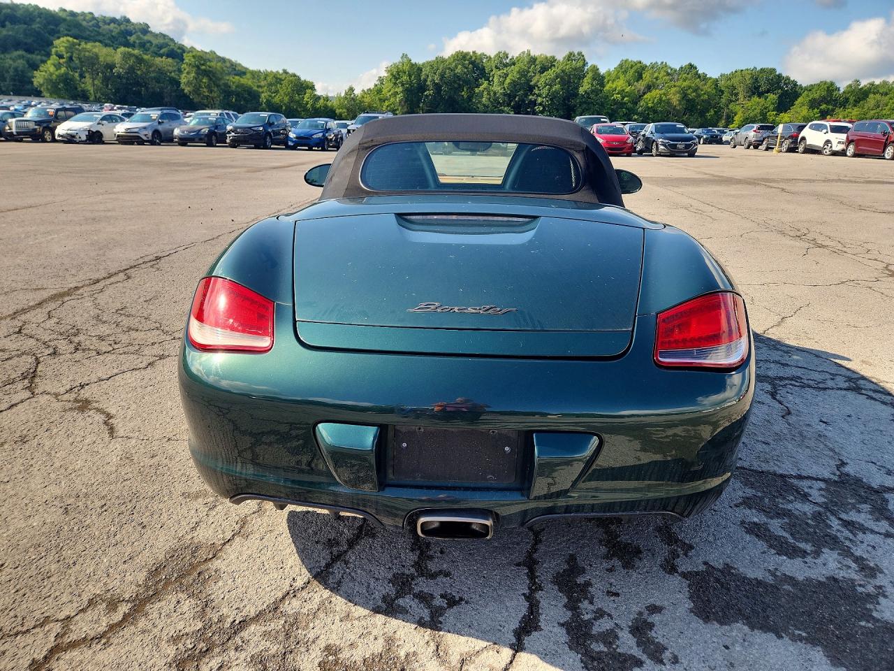 2011 Porsche Boxster Зеленый vin: WP0CA2A80BS710601