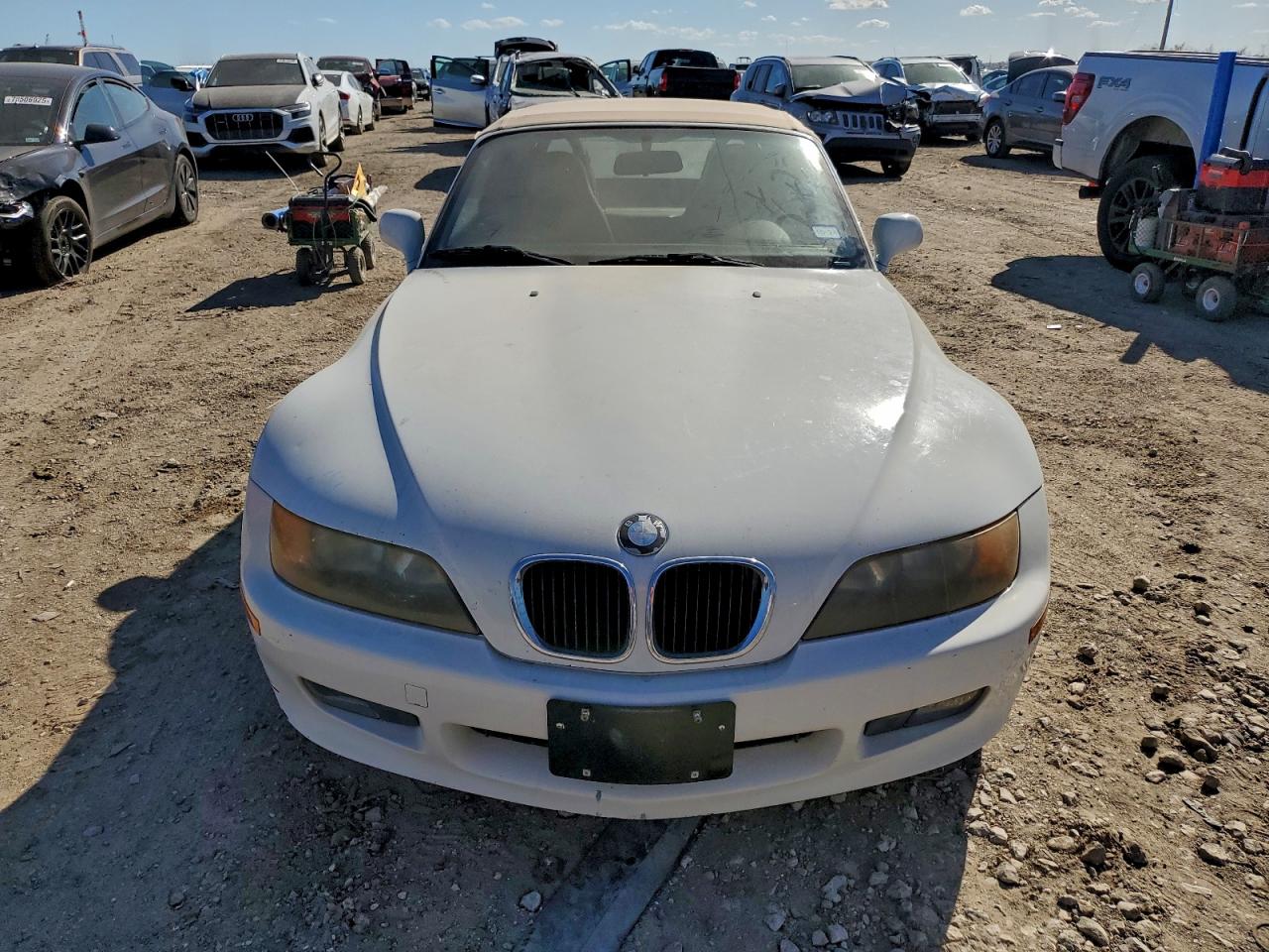 1998 Bmw Z3 1.9 White vin: 4USCH7326WLE07143