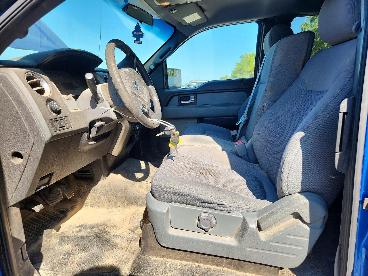 2013 Ford F150 Super Cab Blue vin: 1FTFX1EF5DFD71666