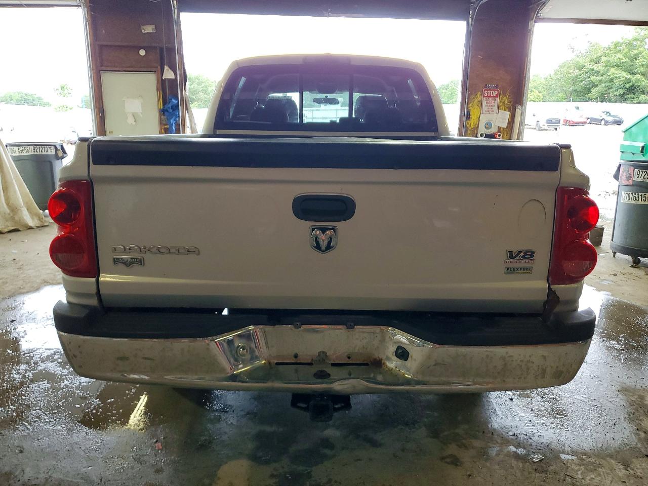 2008 Dodge Dakota Quad Laramie Серебряный vin: 1D7HW58N28S633345