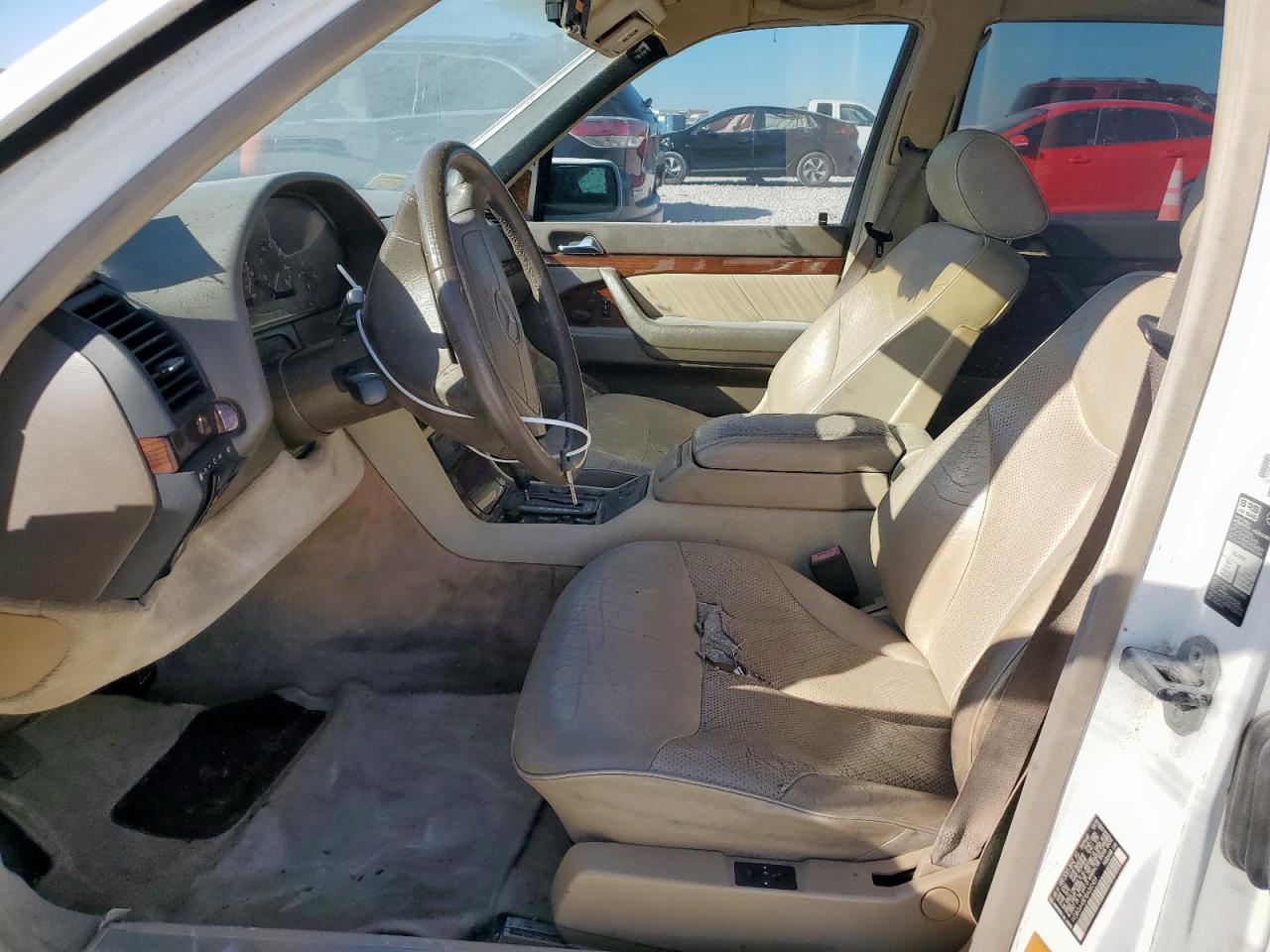 1995 Mercedes-benz S 420 White vin: WDBGA43E1SA260459