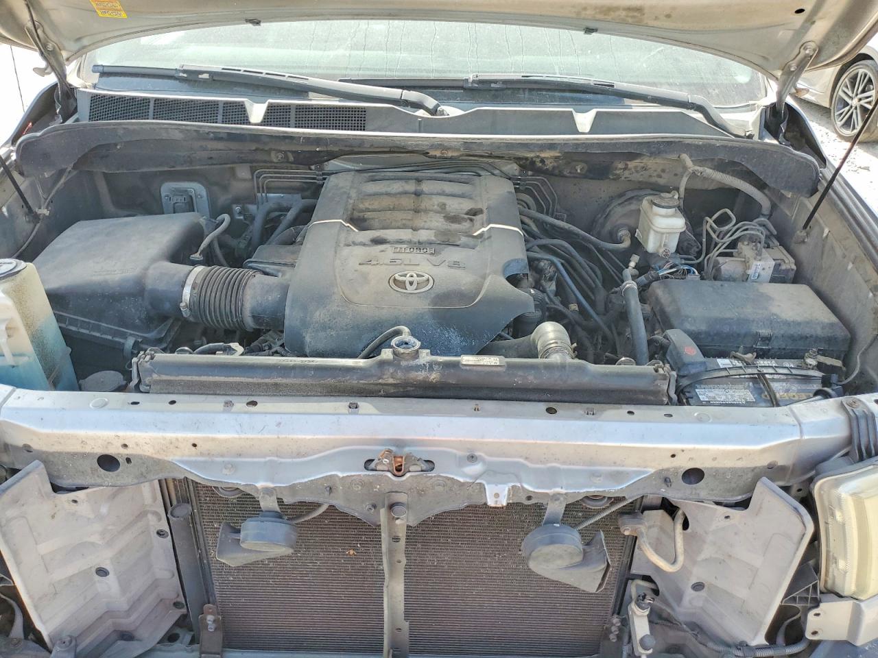 2011 Toyota Tundra Double Cab Sr5 Silver vin: 5TFRM5F15BX032073