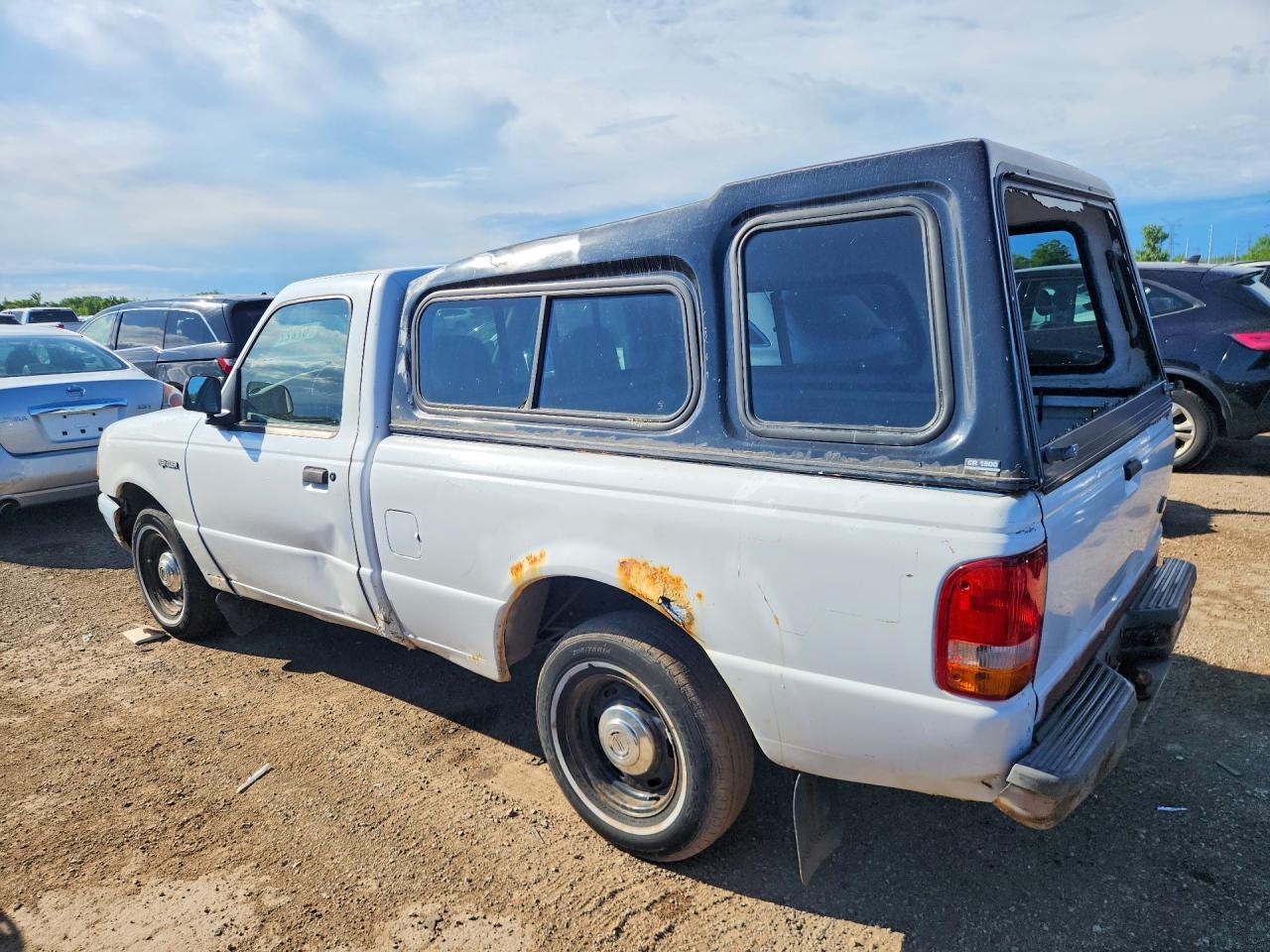1997 Ford Ranger White vin: 1FTCR10A5VUC39836