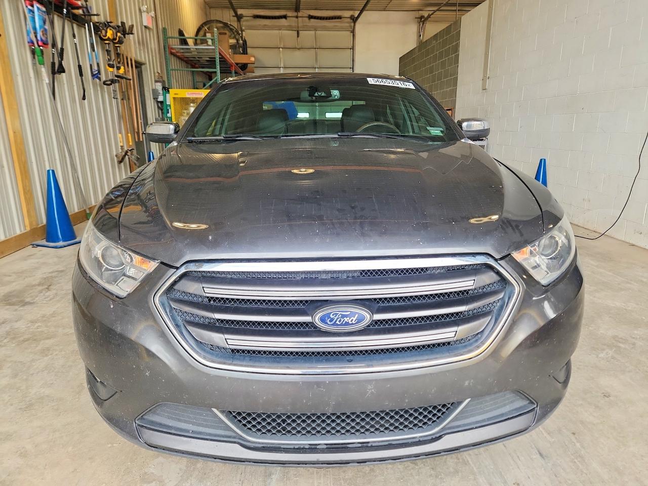 2018 Ford Taurus Limited Charcoal vin: 1FAHP2F80JG109824