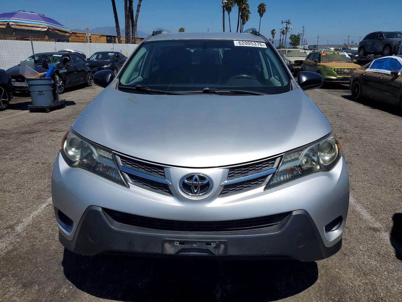 2013 Toyota Rav4 Le Серебряный vin: 2T3BFREV9DW026291