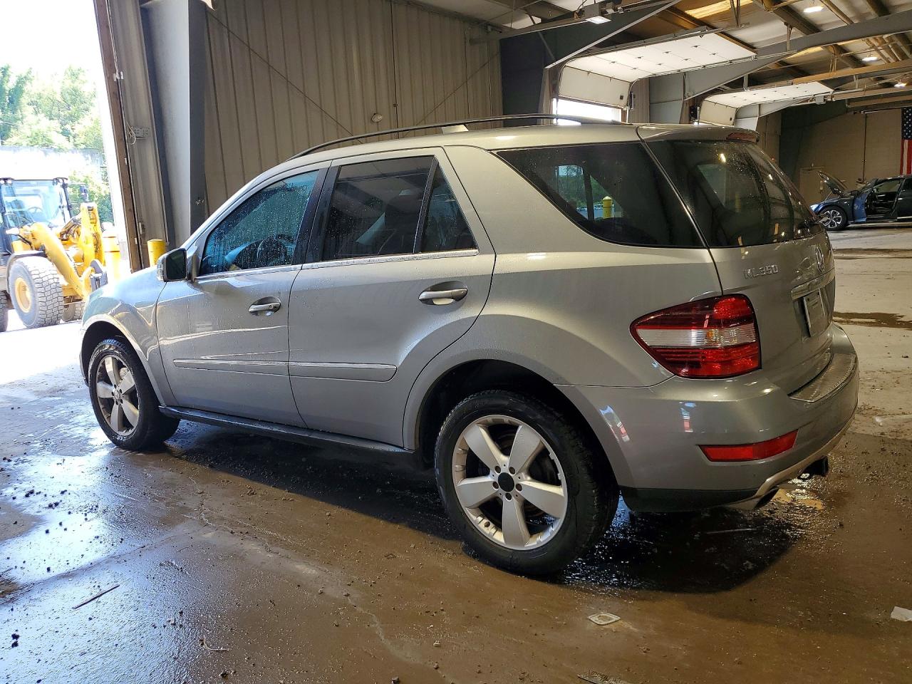 2011 Mercedes-benz Ml 350 4matic Серебряный vin: 4JGBB8GB0BA696554