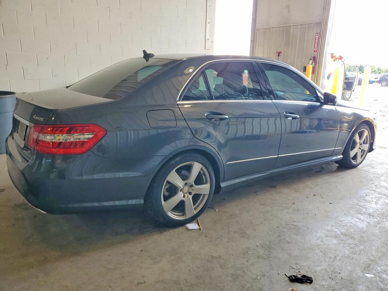 2012 Mercedes-benz E 350 4matic Charcoal vin: WDDHF8JB6CA602079