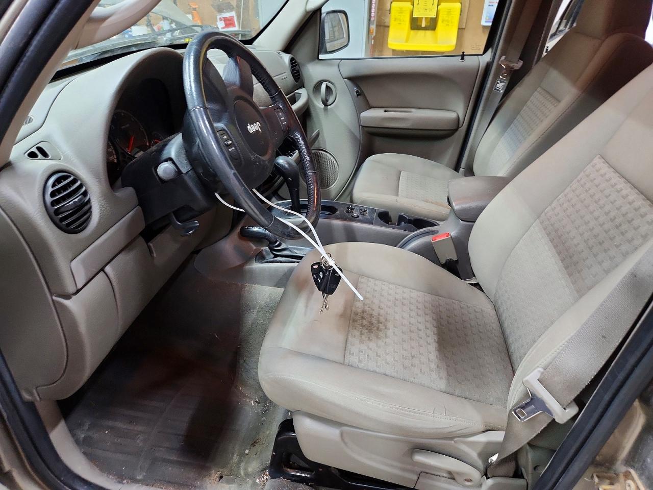 2006 Jeep Liberty Sport Green vin: 1J4GL48K46W249095
