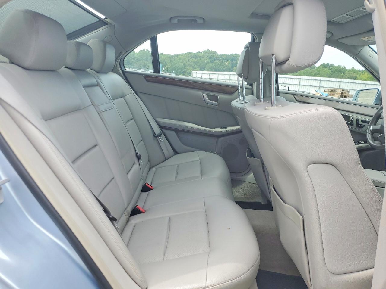 2013 Mercedes-benz E 350 4matic Blue vin: WDDHF8JBXDA692841