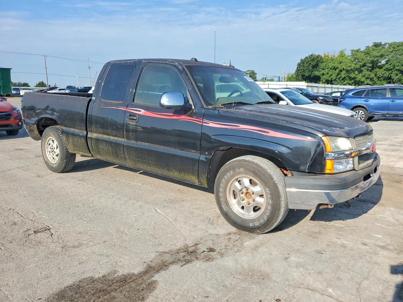 2004 Chevrolet Silverado C1500 Black vin: 2GCEC19T641141875