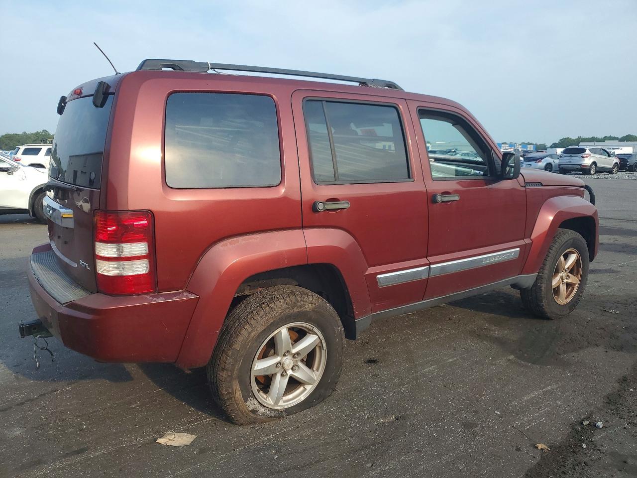 2008 Jeep Liberty Limited Burgundy vin: 1J8GN58K38W271980