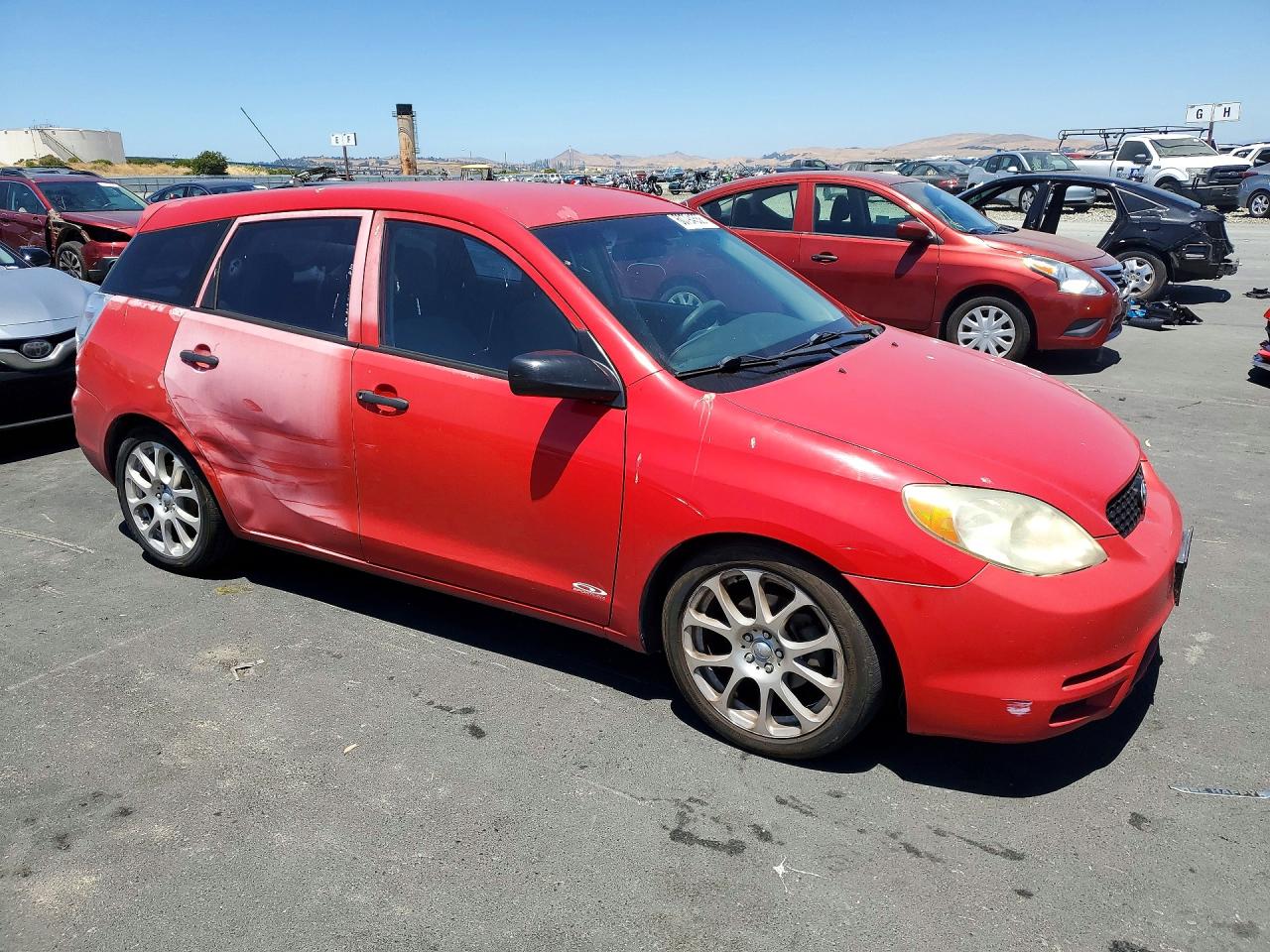 2003 Toyota Corolla Matrix Xr Red vin: 2T1KR32E53C047270