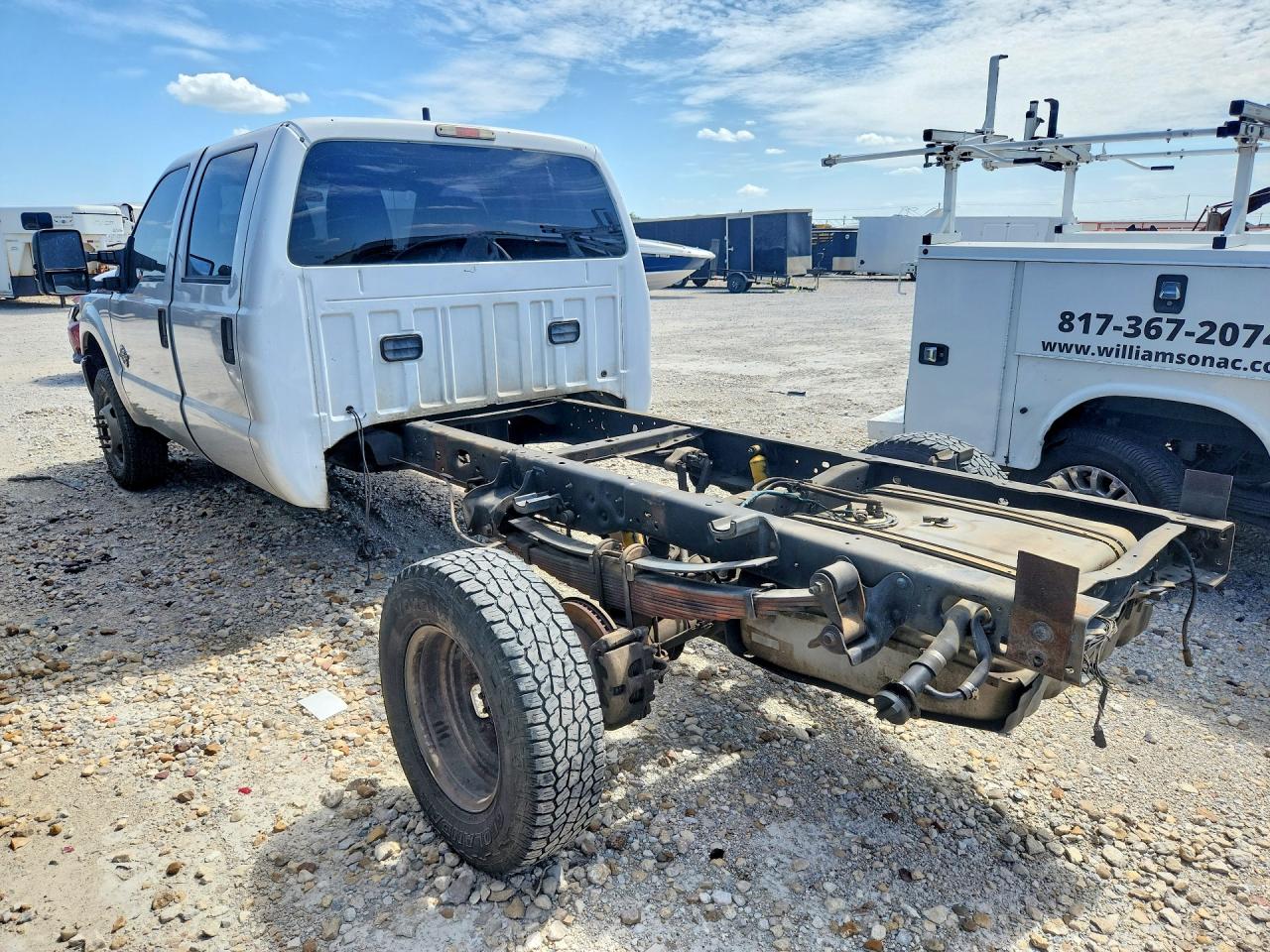 2013 Ford F350 Super Duty White vin: 1FD8W3HT8DEA40607