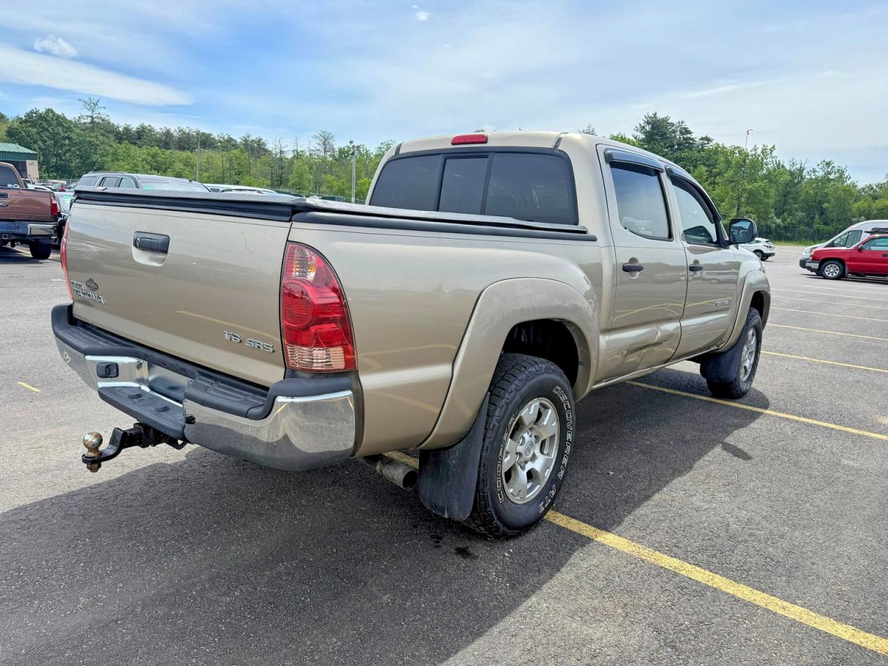 2005 Toyota Tacoma Double Cab Gold vin: 5TELU42N05Z143314