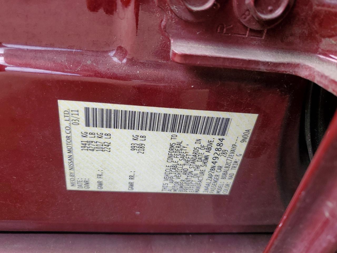 2011 Nissan Altima 2.5 Red vin: 1N4AL2AP2BN492884
