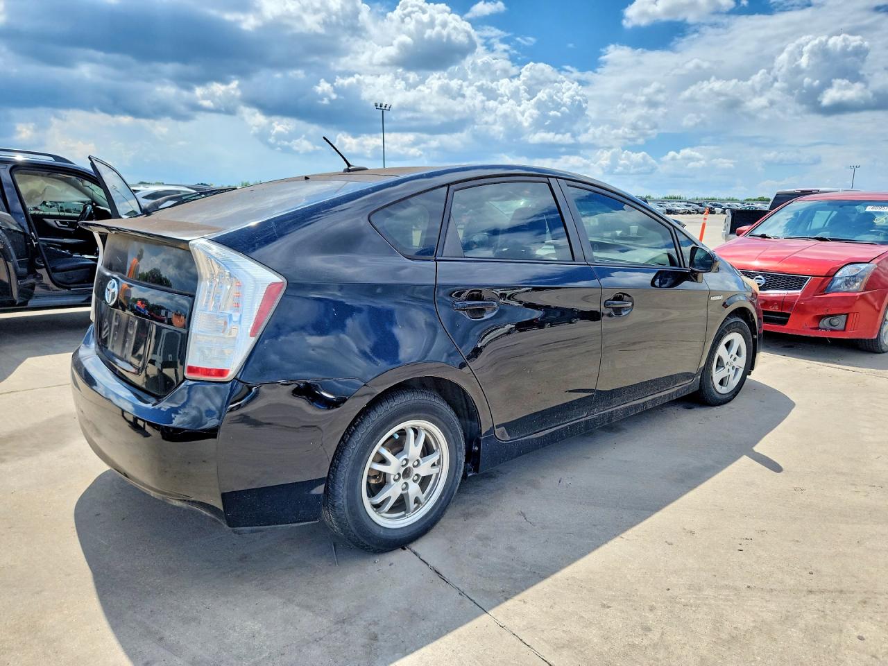 2011 Toyota Prius Three Black vin: JTDKN3DU0B1418614
