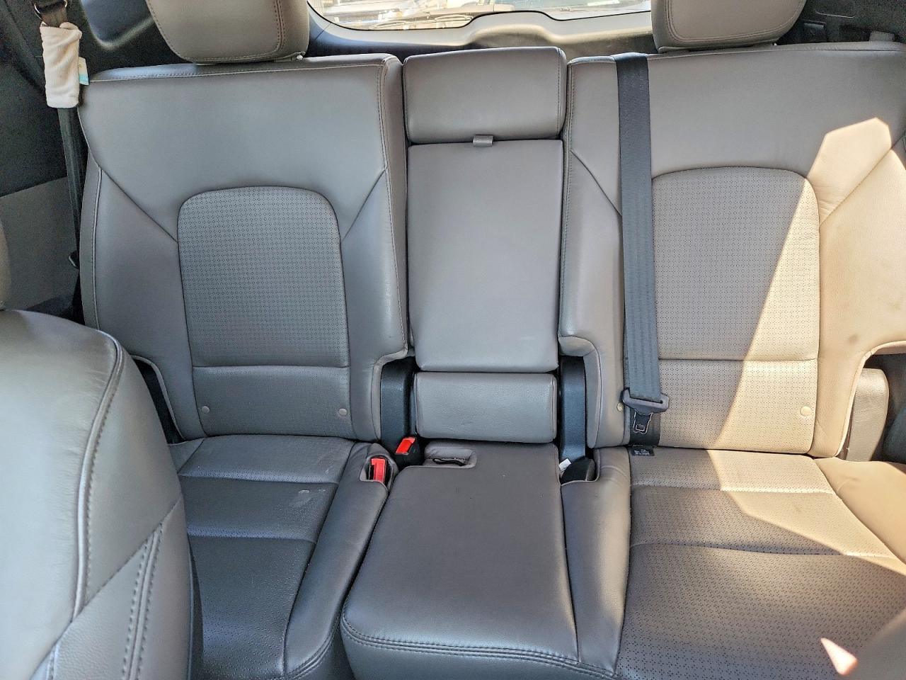 2013 Hyundai Santa Fe Sport 2.0t Black vin: 5XYZUDLA8DG074015