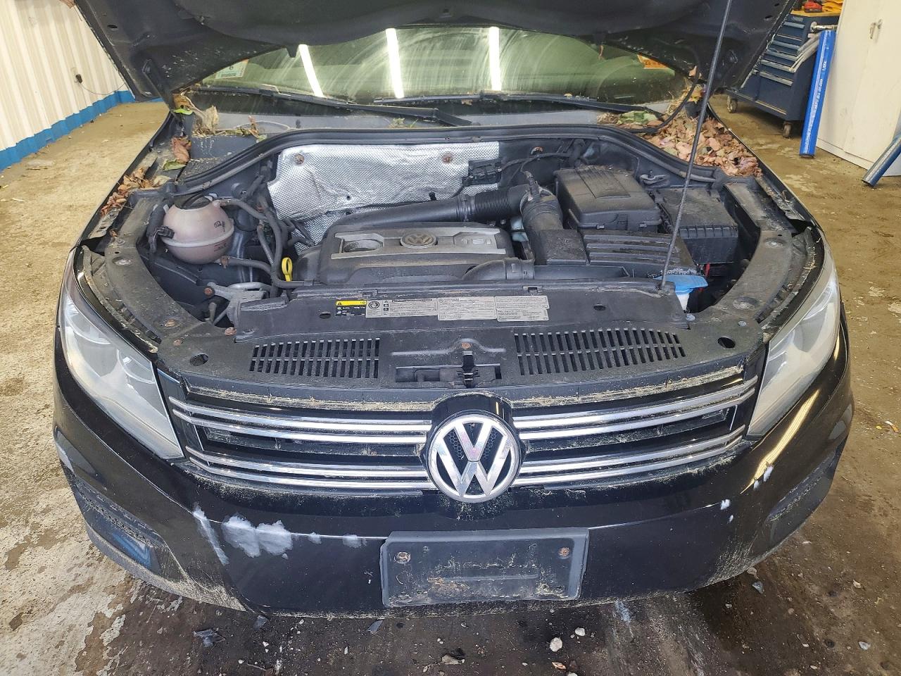 2014 Volkswagen Tiguan S Black vin: WVGBV3AX2EW596073