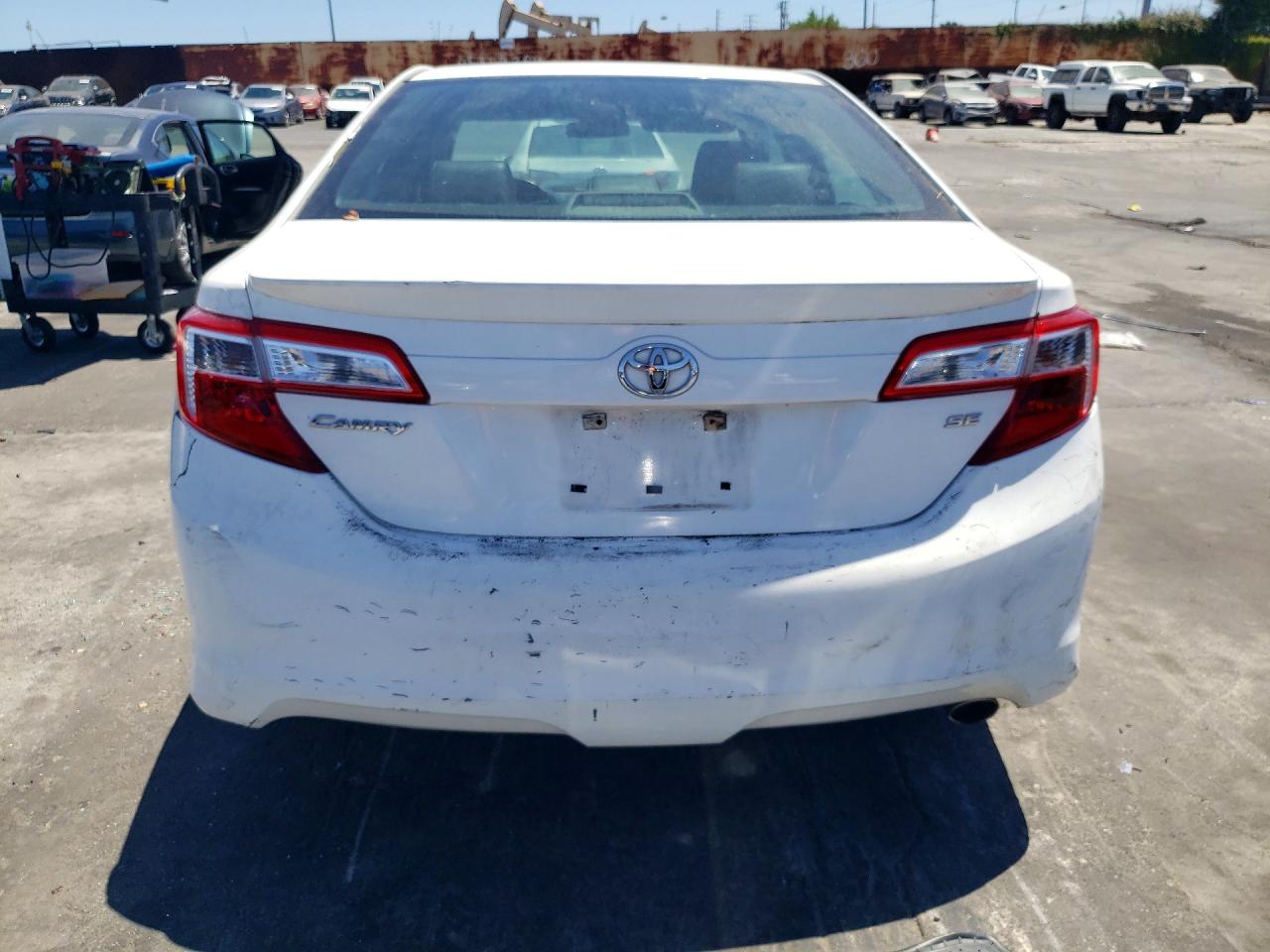 2012 Toyota Camry Se White vin: 4T1BF1FK7CU202381