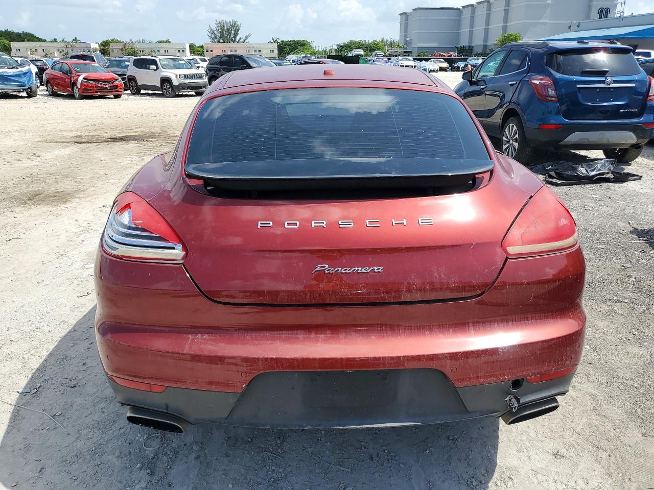 2015 Porsche Panamera 2 Красный vin: WP0AA2A73FL000977