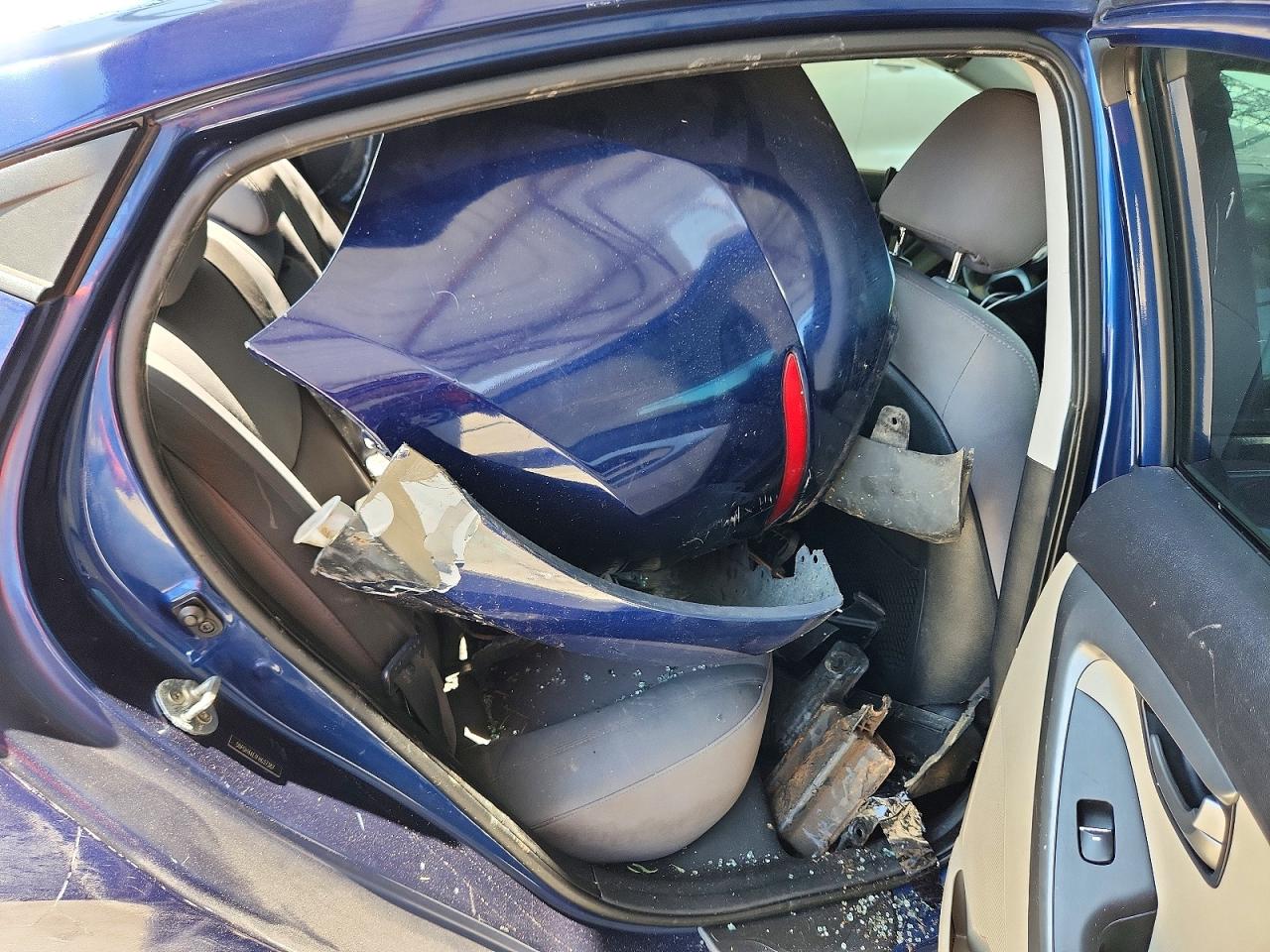 2015 Hyundai Elantra Se Синий vin: 5NPDH4AE1FH637387