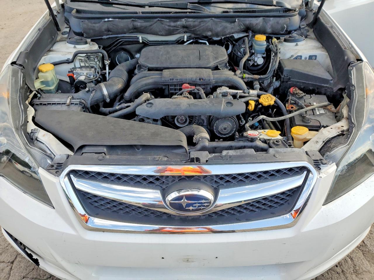 2012 Subaru Legacy 2.5i Premium White vin: 4S3BMBC64C3021316