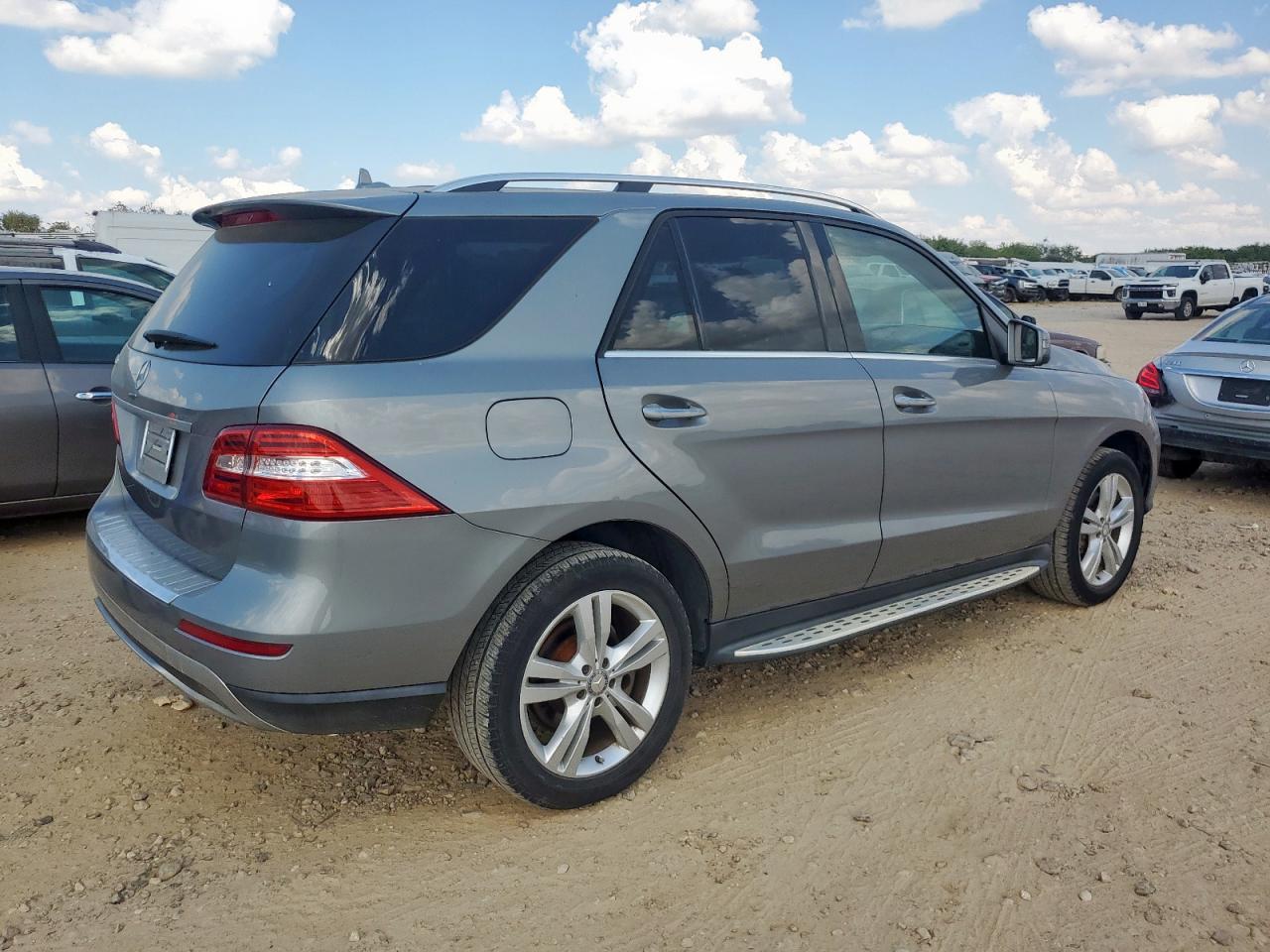 2015 Mercedes-benz Ml 350 Gray vin: 4JGDA5JB6FA466588