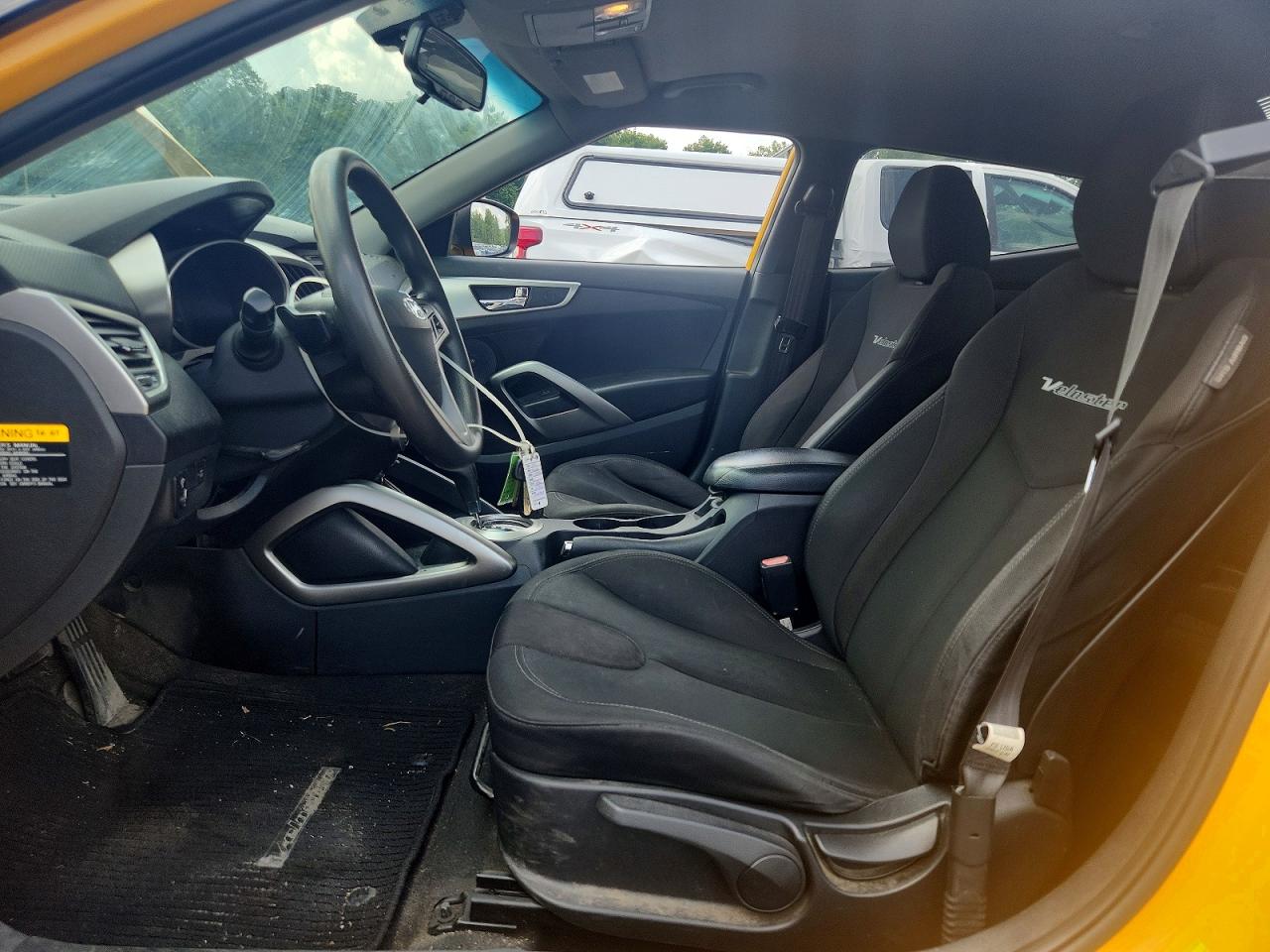 2012 Hyundai Veloster Base Yellow vin: KMHTC6AD8CU078348