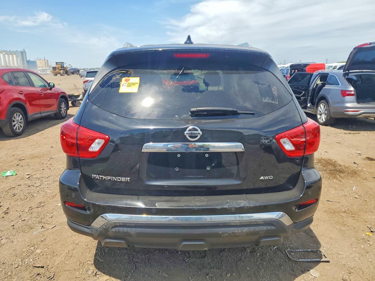 2019 Nissan Pathfinder S Black vin: 5N1DR2MM6KC642705