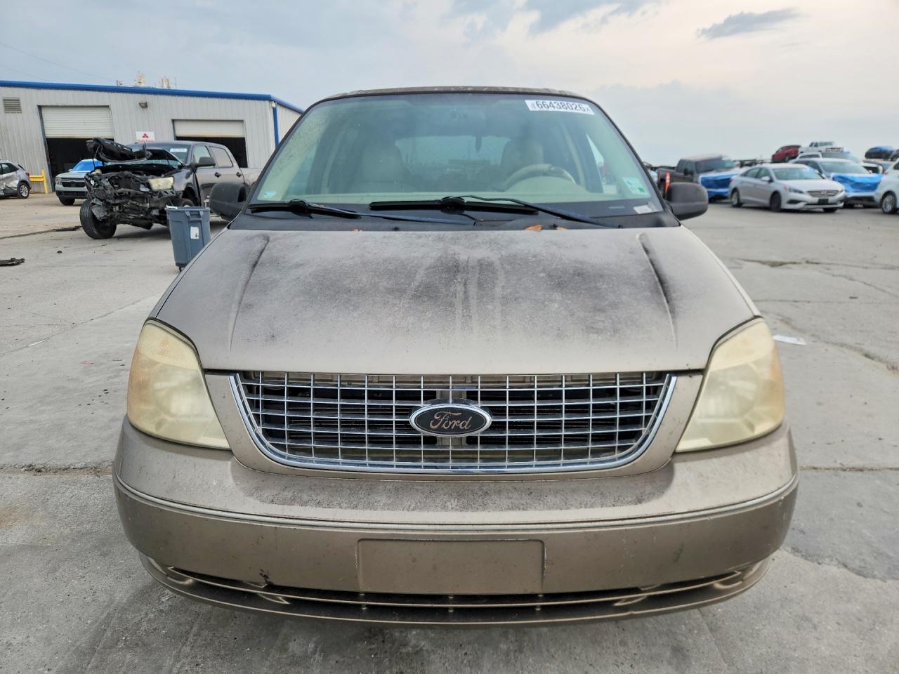 2004 Ford Freestar Sel Золотой vin: 2FMDA52254BA25230