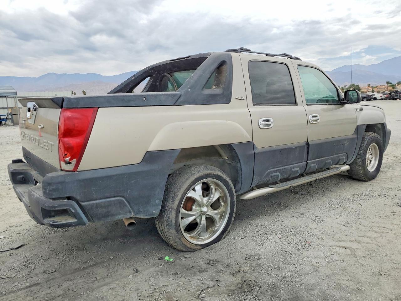 2003 Chevrolet Avalanche C1500 Tan vin: 3GNEC13T53G273144