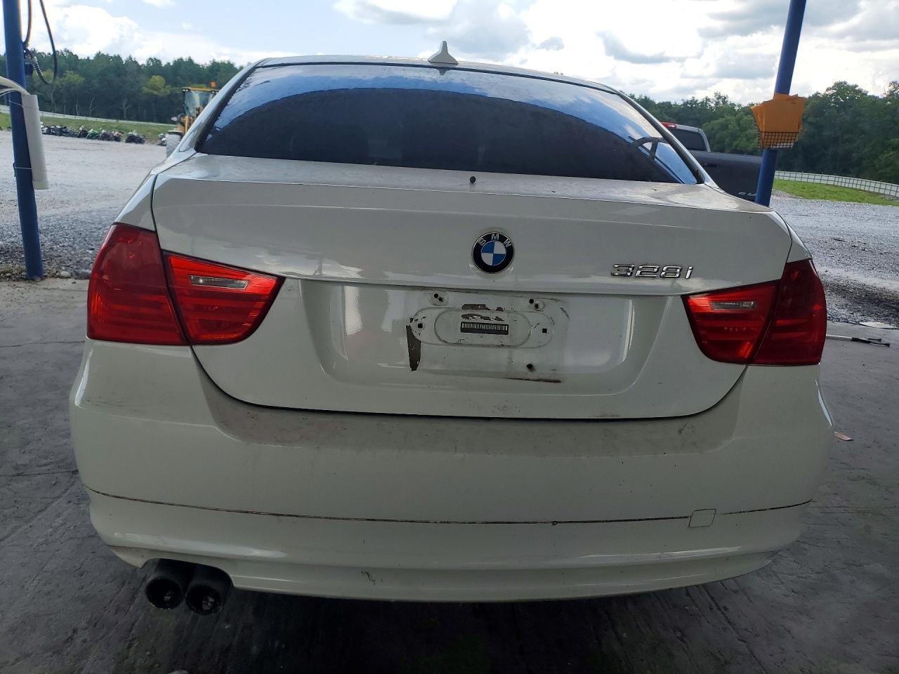 2010 Bmw 328 Xi Sulev Белый vin: WBAPK5C56AA649145