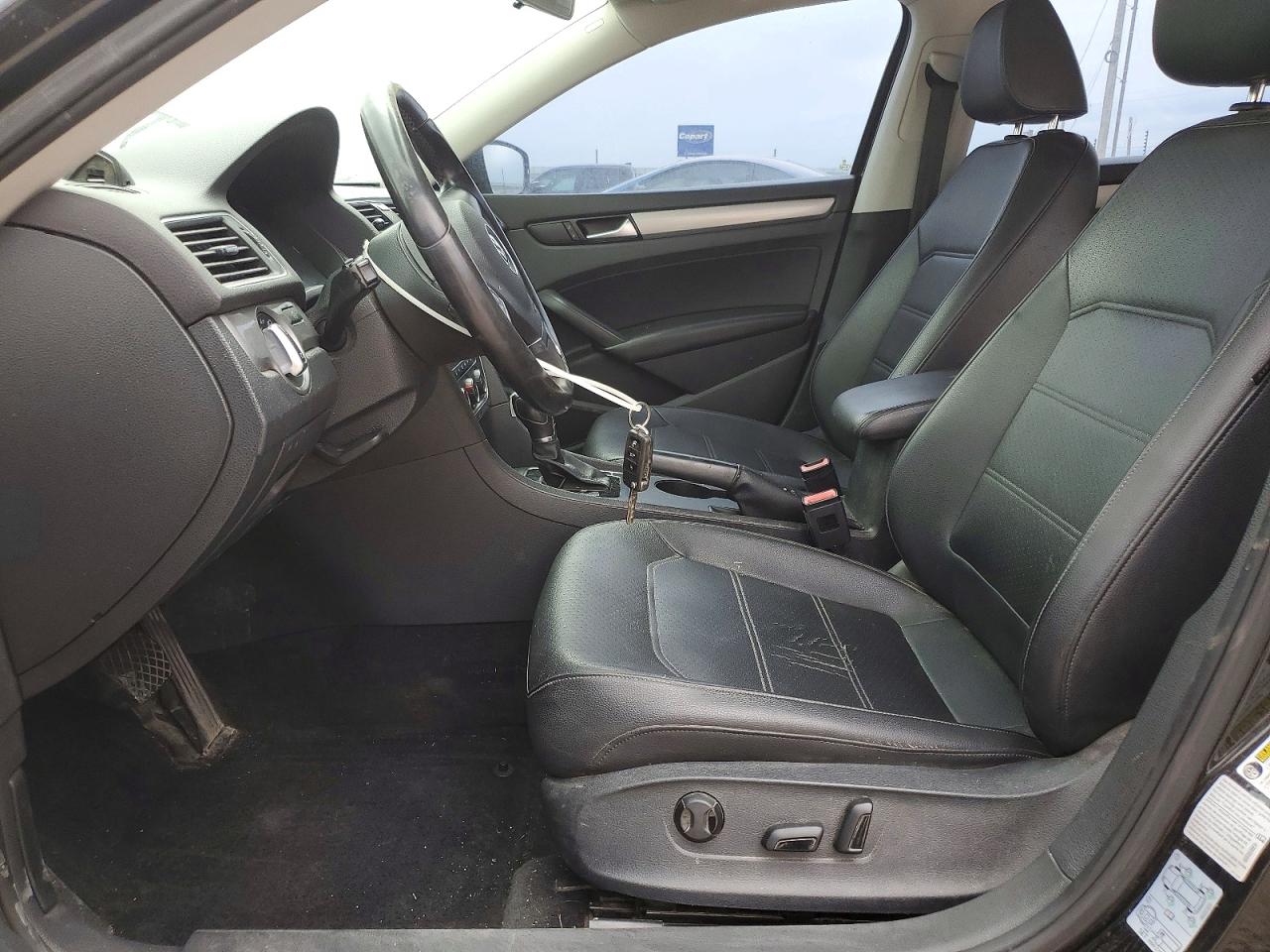2015 Volkswagen Passat S Black vin: 1VWAT7A33FC050988