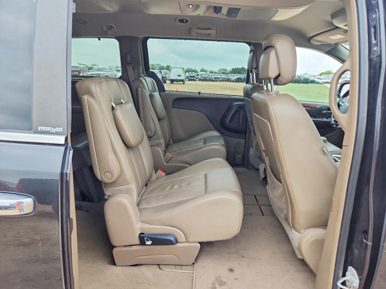 2013 Chrysler Town & Country Touring L Black vin: 2C4RC1CG6DR806014