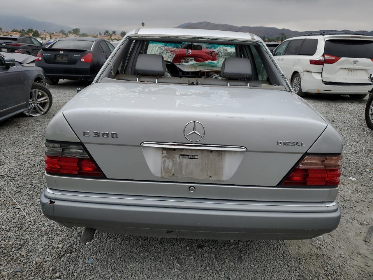 1995 Mercedes-benz E 300d Silver vin: WDBEB31E6SC070193