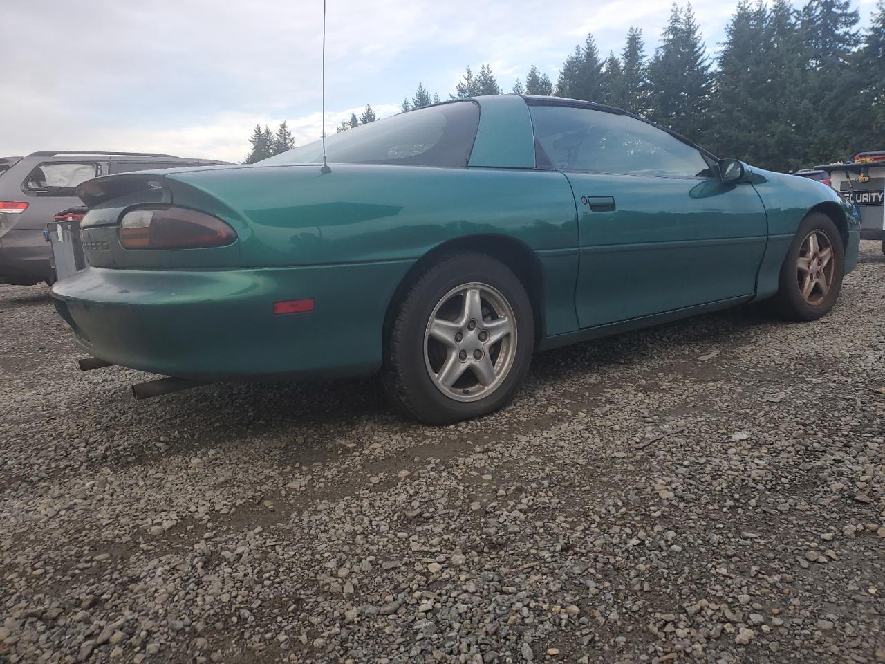 1998 Chevrolet Camaro Green vin: 2G1FP22KXW2130433