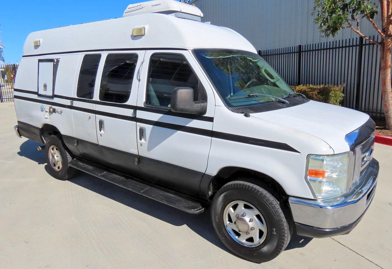 2008 Ford Econoline E350 Super Duty Van White vin: 1FTSS34S78DB38607