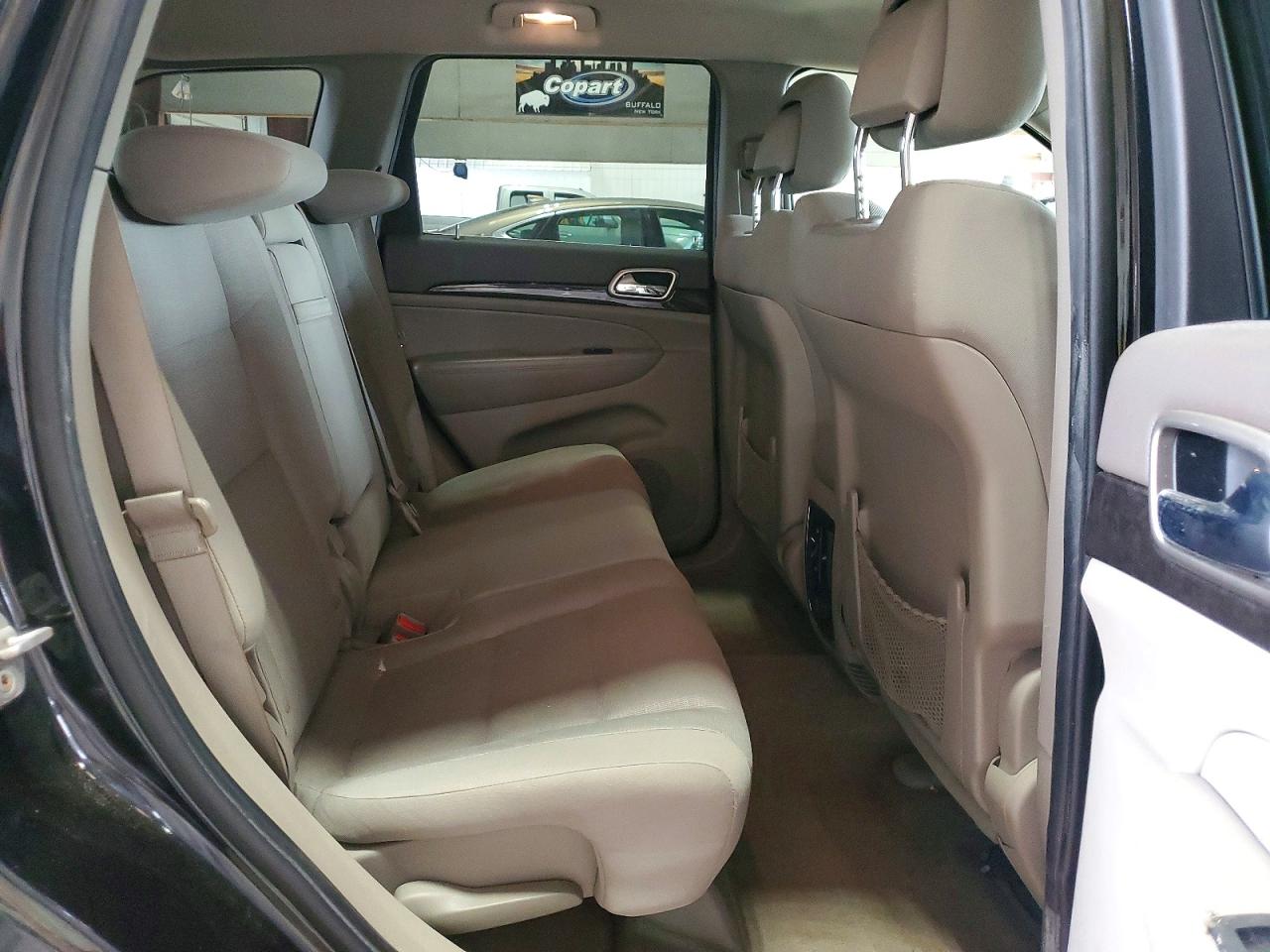 2011 Jeep Grand Cherokee Laredo Black vin: 1J4RR4GG1BC570933