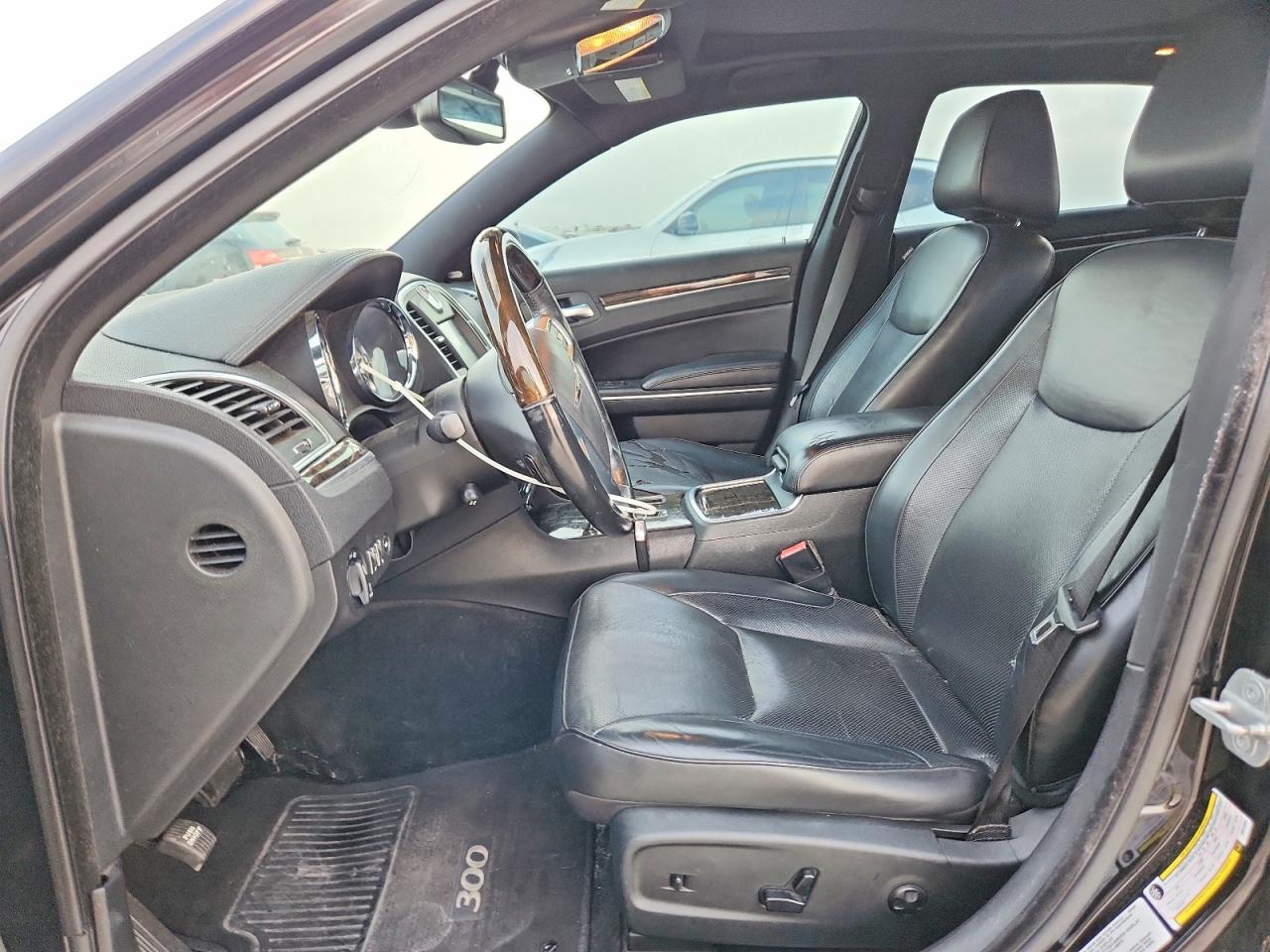 2013 Chrysler 300c Black vin: 2C3CCAETXDH618834