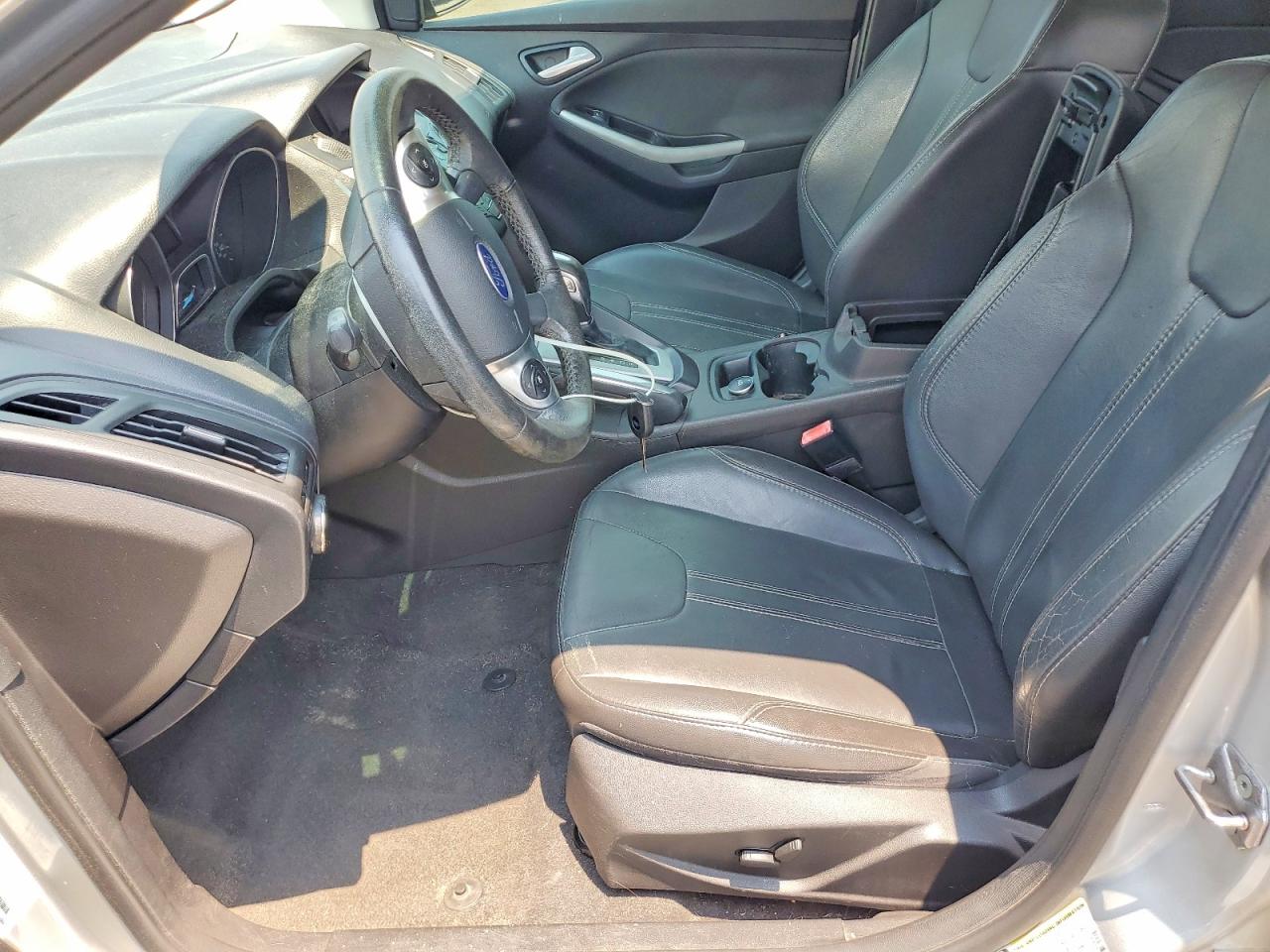 2013 Ford Focus Se Серебряный vin: 1FADP3K20DL247543
