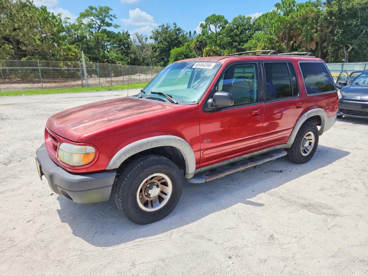 2001 Ford Explorer Xls Red vin: 1FMZU62E51ZA36072
