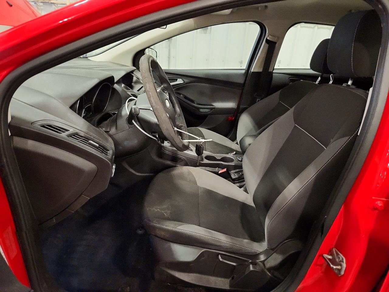 2012 Ford Focus Se Red vin: 1FAHP3K25CL309745